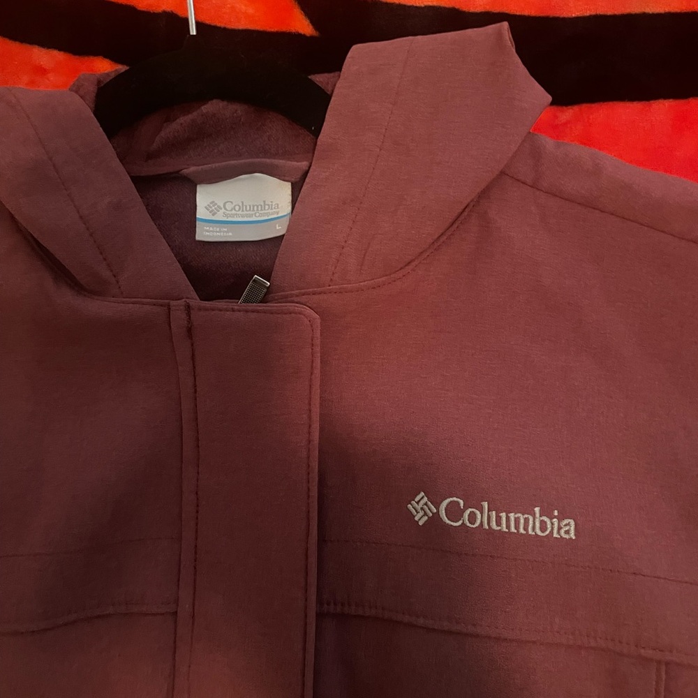 Columbia Womens Coat size large excellent condition